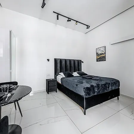 V21 Luxury בודפשט