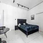 Апартаменты V21 Luxury