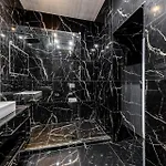 V21 Luxury Апартаменты