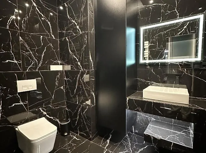 V21 Luxury * بودابست