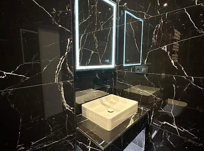 V21 Luxury *