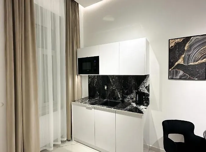 V21 Luxury شقة